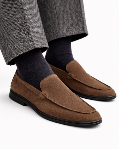 Vellurre Suede Loafers – Black Sole